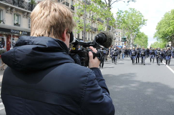 Paris manif 1er mai 2017 journalistes caméra photographes (120)